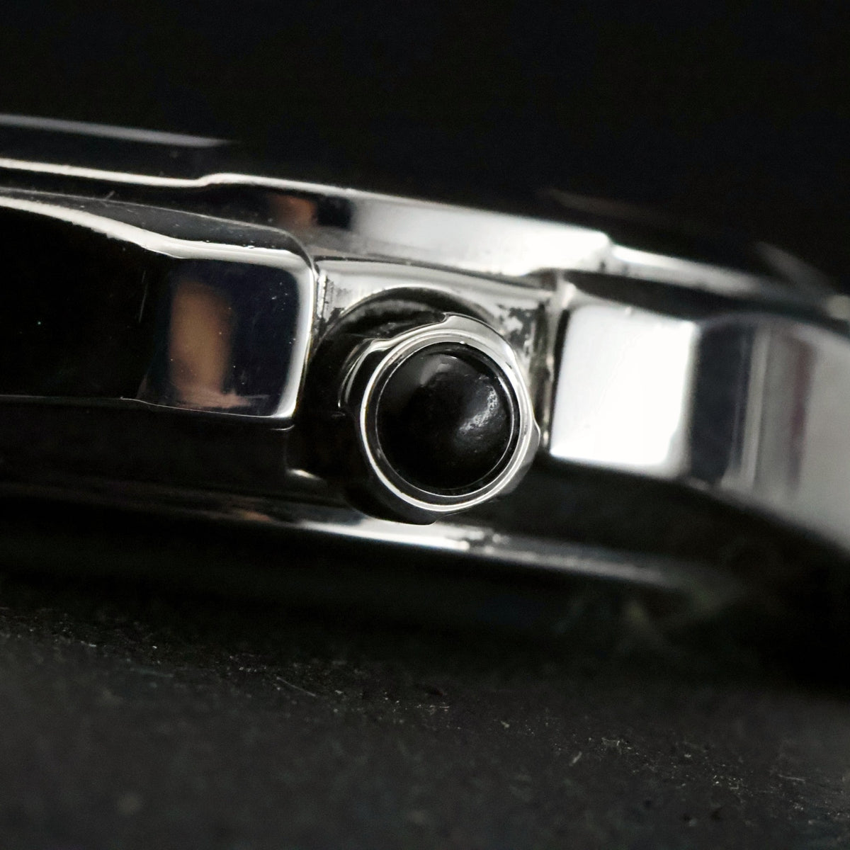 Seiko Coutura Ladies | Pink Mother-of-Pearl | Diamond Markers | Sapphire Crystal, view 15