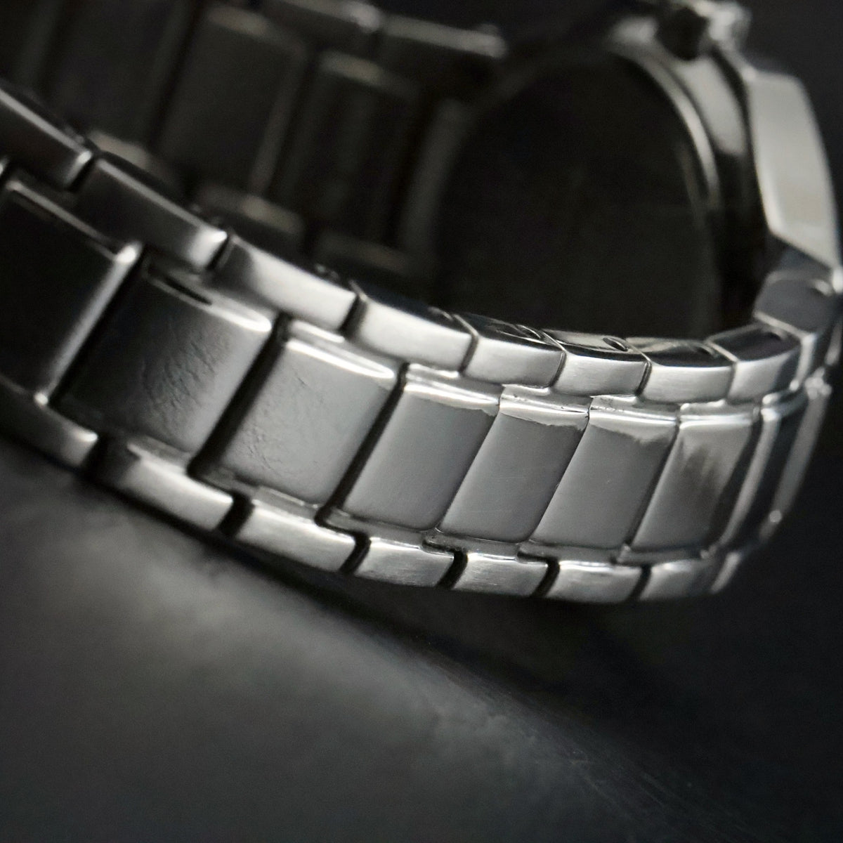 Seiko Coutura Ladies | Pink Mother-of-Pearl | Diamond Markers | Sapphire Crystal, view 17