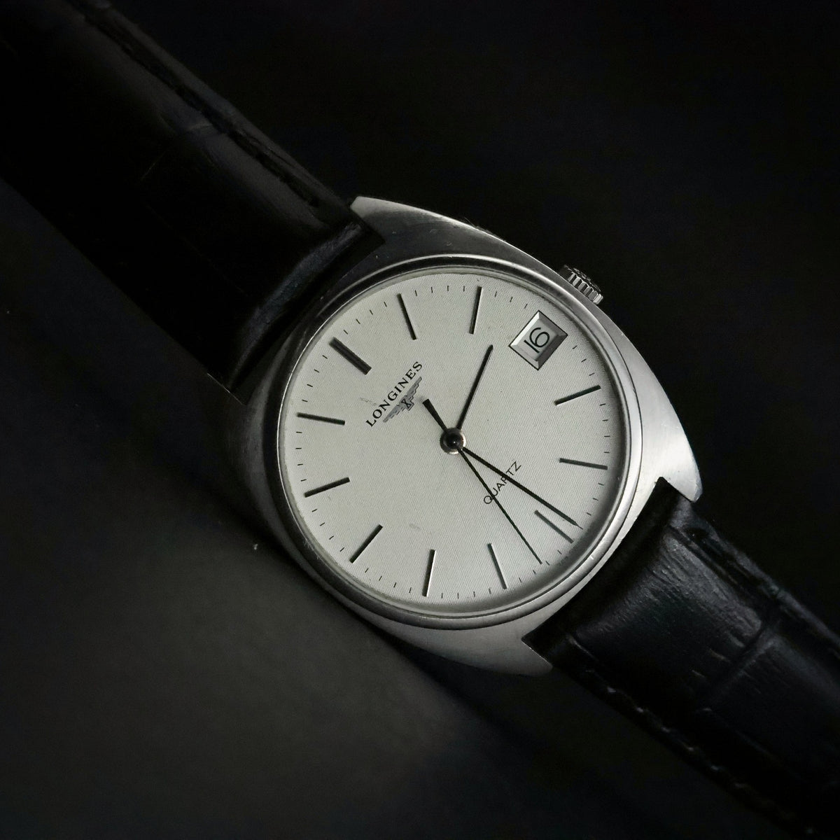 Longines Quartz | Tapisserie Silver Dial | Steel | Calibre L729 | 1980s, view 4