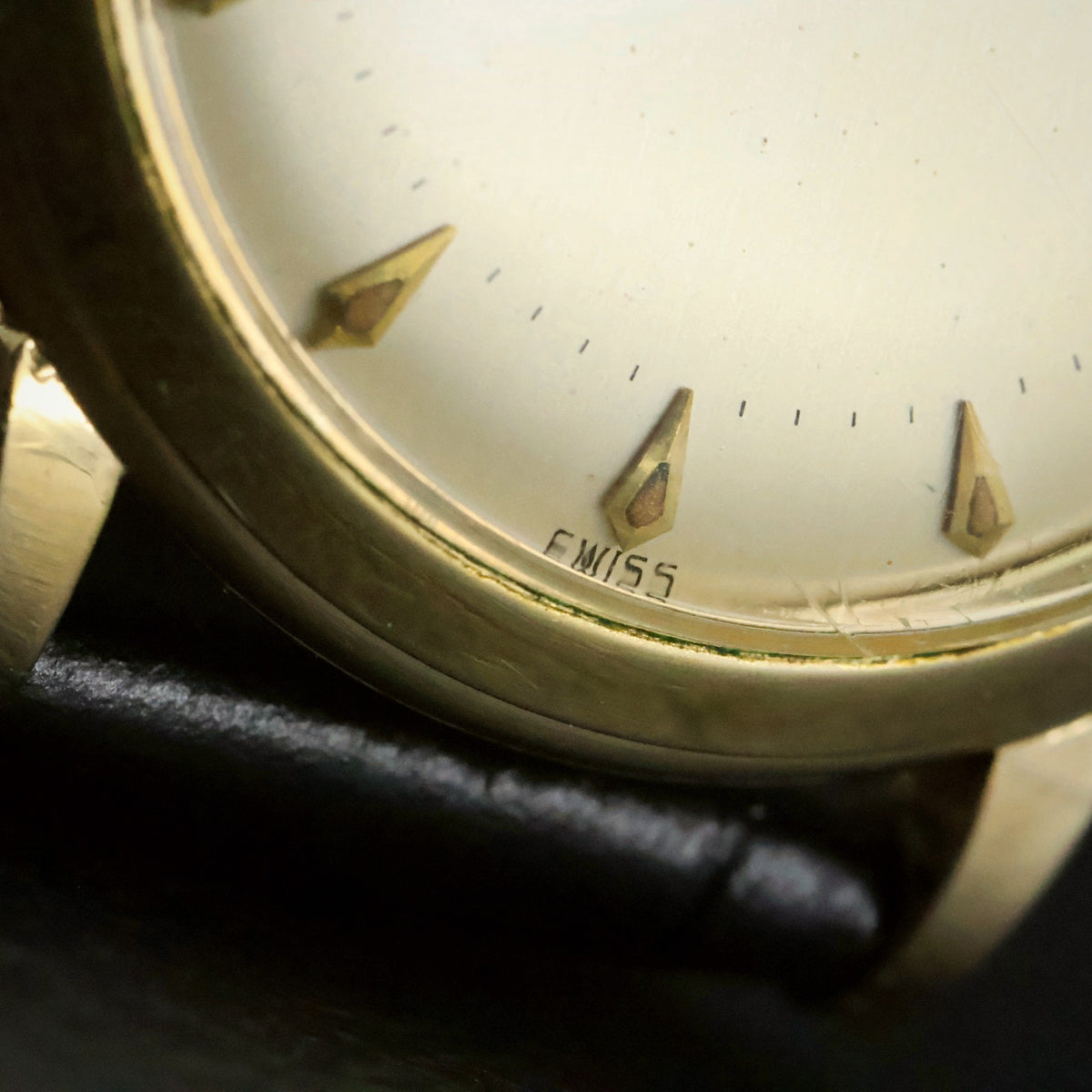 Omega Automatic | Cream Dial | Arrowhead Markers | 14K Gold Filled | 1950s, view 11