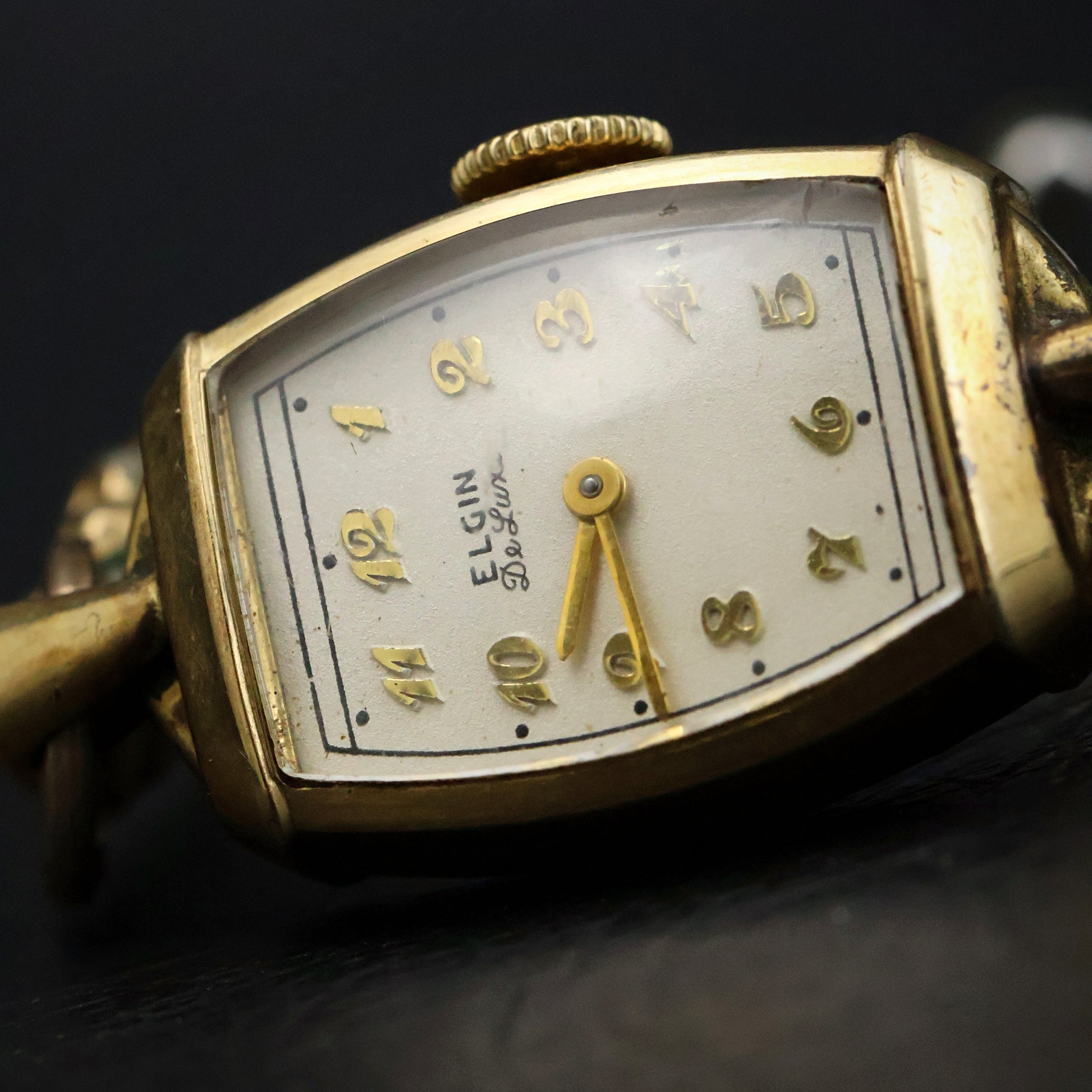 Elgin De Luxe Gold-Filled Tonneau Ladies' Watch