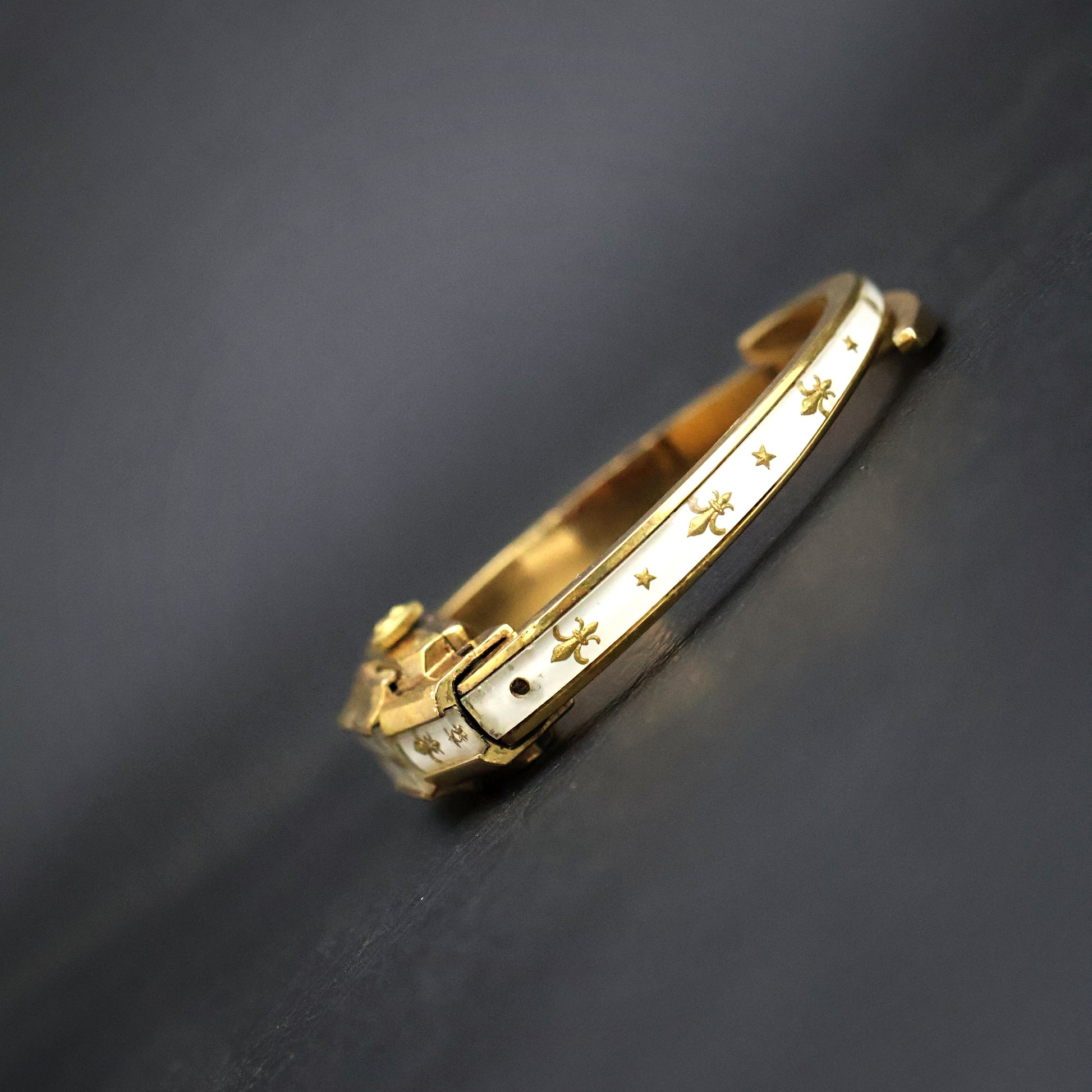 Ernest Borel White Enamel Fleur-de-Lis Bangle